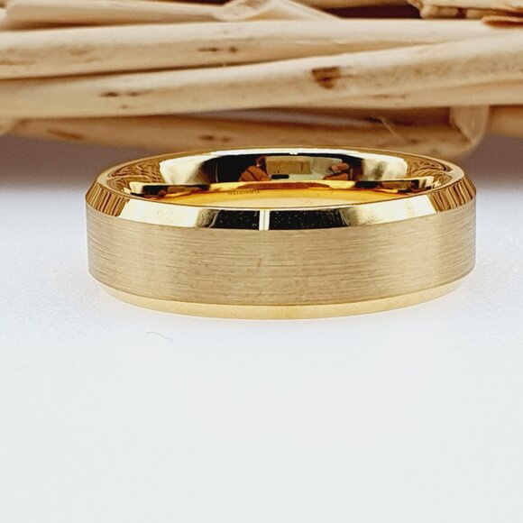 Men's Gold Wedding Ring, Brushed and Polished Ring, GALTUN747 - Picture 5 of 10